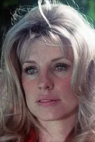 Leigh Drake en What's Love