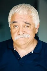 Retrato de Levent Kırca