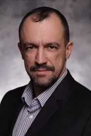 Levente Igaz en Willy el gorrión