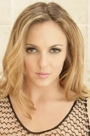 Retrato de Lexi Love