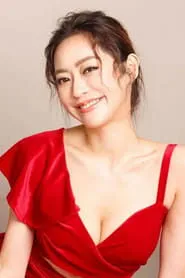 Foto de Linah Matsuoka interpretando a Maxim en Lan Kwai Fong 2
