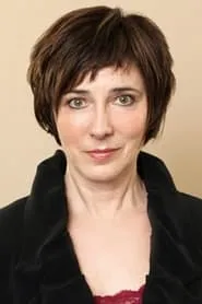 Foto de Linda Griffiths interpretando a Mrs. Jimson en Traición inminente