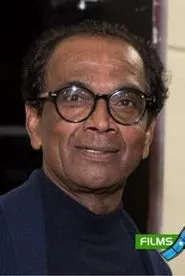 Linton Semage en Pura Handa Kaluwara