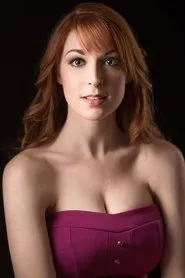 Foto de Lisa Foiles interpretando a Jennifer en Shiver