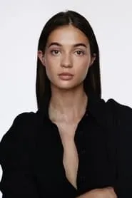 Foto de Lisa-Marie Koroll como Laura