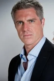Foto de Lisardo Guarinos como Adalberto Cruz
