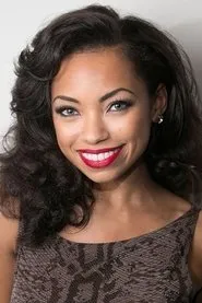 Logan Browning en Un hermano famoso