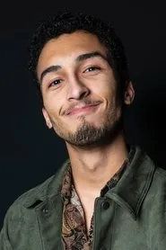 Retrato de Logan Weisberg