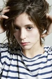 Retrato de Lucie Bourdeu