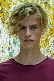 Ludovico Girardello en Il ragazzo invisibile - Seconda generazione