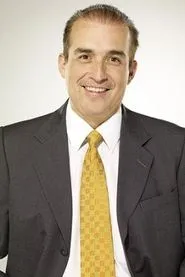 Foto de Luis Eduardo Motoa como Octavio Vallejo