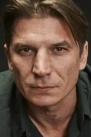 Retrato de Luka Peroš