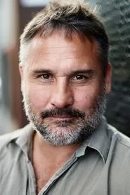 Retrato de Luke Elliot