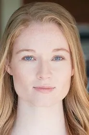 Lyla Porter-Follows en Christmas on the Rocks