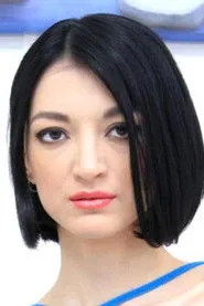 Retrato de Madison Quinn