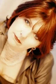 Retrato de Maggie Reilly