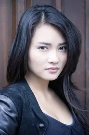 Retrato de Mai Duong Kieu
