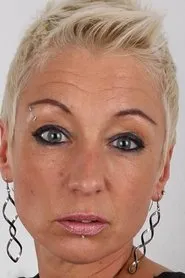 Retrato de Mandy Mistery