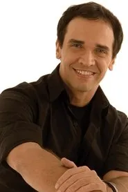Retrato de Marcelo Saback