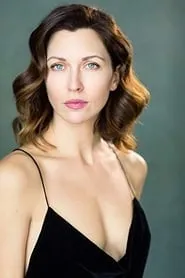 Margo Stilley en Reverb