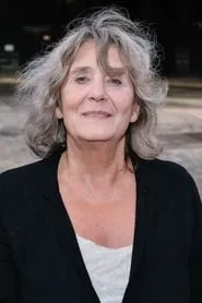 Margot Leicester en Broken Glass