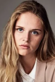 Foto de Marie-Mae van Zuilen interpretando a Laura Warmond en Klem
