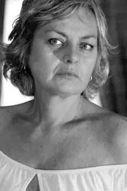 Marina Giordana en La loba con ametralladora