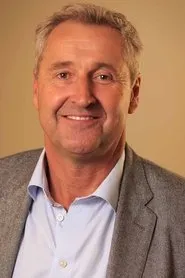 Mark Austin en Who shot Simon Cowell?