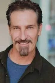 Retrato de Mark Vasconcellos