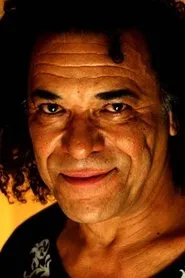 Retrato de Marku Ribas
