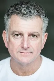 Martin Marquez en After Louise