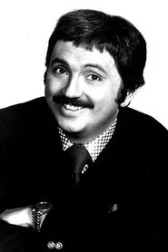 Marty Brill en ¡Jo... con los Militares!