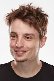 Mateus Almada en Na Hora Dos Morcegos...