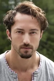 Matthew Smiley en Kissing Strangers