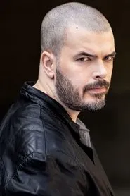 Matthew Wayne Roberts en Tearsucker