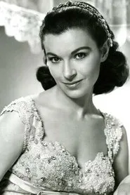 Maureen Connell en Golden Ivory