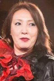 Mayumi Ozaki en SHIMMER Volume 74