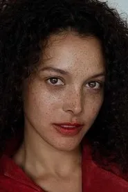 Mecia Simson en The Witcher: The Characters of the Continent