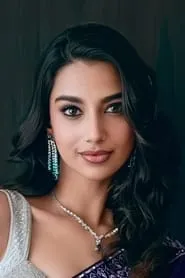 Meenakshi Chaudhary en Mechanic Rocky