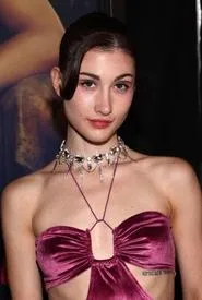 Meg DeAngelis en Millennials: The Musical