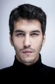 Retrato de Mert Dogan