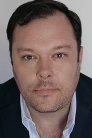 Michael Gladis en Armed Response