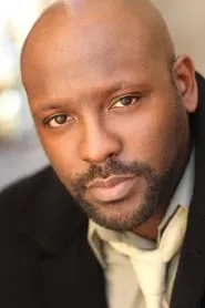 Foto de Michael James Lazar como Shelter Guard