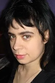 Michelle Bowser en Desk Clerk