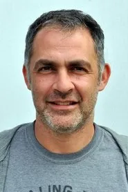 Retrato de Miguel Sapochnik