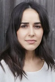 Retrato de Mikaela Davies