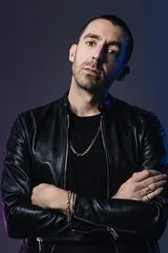 Retrato de Miles Kane