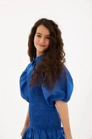 Retrato de Mina Akdin