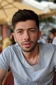 Retrato de Mircea Popa