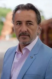 Mirko Grillini en Agent Provocateur